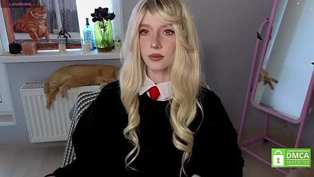 Snapshot of sweetuniporn chatting on March 20, 7:35 am sweetuniporn online show from March 20, 7:35 am