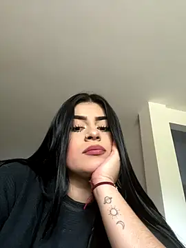 Snapshot of Kariina__69 chatting on September 8, 9:36 pm Kariina 69 online show from September 8, 9:36 pm