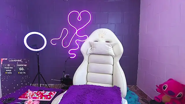 Baby  Otaku online show from September 18, 5:26 pm