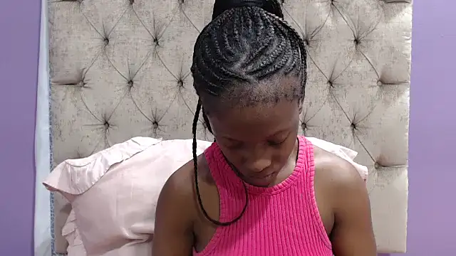 Snapshot of sexykea2002x chatting on October 25, 8:11 am sexykea2002x online show from October 25, 8:11 am