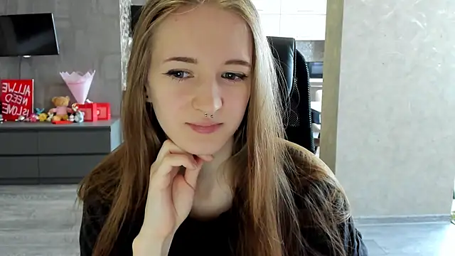 KateKayer online show from May 2, 11:48 am