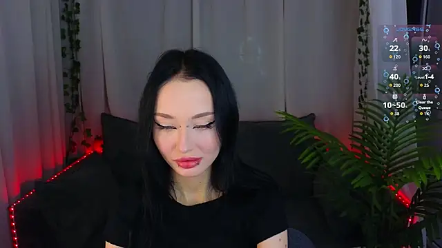  holly berry  online show from November 1, 1:51 am