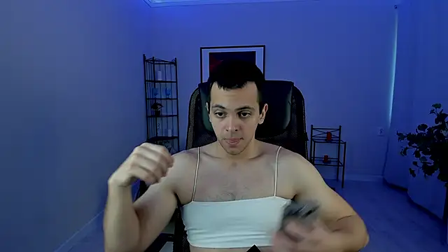 Snapshot of Guido_Grossi chatting on March 22, 9:45 am Guido Grossi online show from March 22, 9:45 am