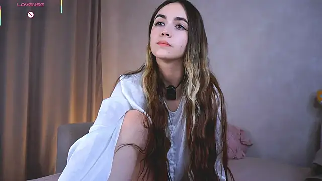 Snapshot of CupSizeGirl chatting on October 11, 2:48 pm CupSizeGirl online show from October 11, 2:48 pm