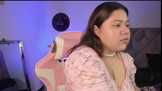 Paprika  online show from November 20, 6:18 pm