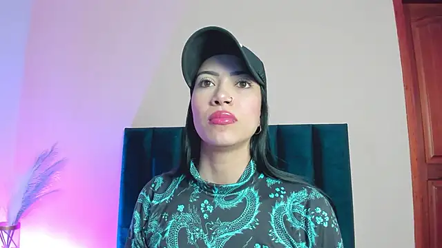 Snapshot of AbbieJoness_ chatting on October 24, 11:28 am AbbieJoness  online show from October 24, 11:28 am