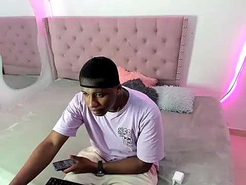 Luis123- online show from November 21, 5:22 pm