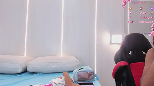 ciara blake online show from September 10, 11:43 am