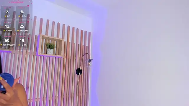 Snapshot of ciara_blake chatting on February 19, 7:43 pm ciara blake online show from February 19, 7:43 pm