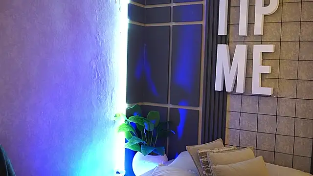 Susan wall online show from October 4, 12:58 pm