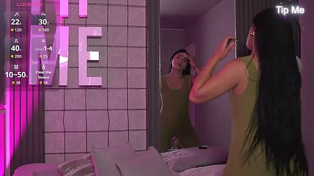 Susan wall online show from October 14, 1:34 pm