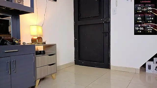 Snapshot of samuelcoopeer chatting on February 18, 4:25 pm samuelcoopeer online show from February 18, 4:25 pm