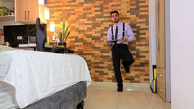 Snapshot of samuelcoopeer chatting on March 5, 8:05 pm samuelcoopeer online show from March 5, 8:05 pm