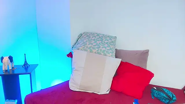 GingerMoon  online show from July 28, 4:16 pm