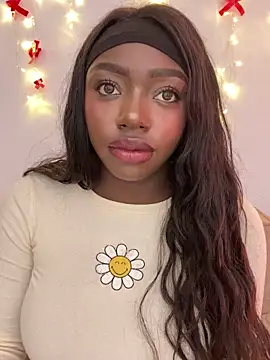 alissradiante1 online show from December 18, 2:39 am