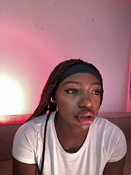 Snapshot of alissradiante1 chatting on March 4, 1:44 am alissradiante1 online show from March 4, 1:44 am