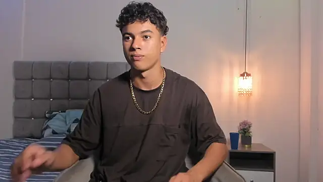 Santy Stump online show from December 21, 9:44 pm