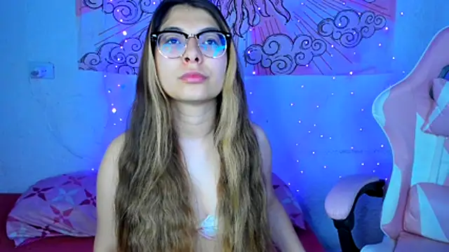 abbie jensen  online show from June 22, 9:34 pm