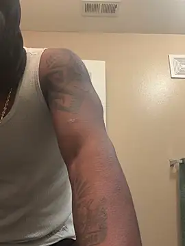 Snapshot of El_matatan_XD123 chatting on March 22, 2:58 pm El matatan XD123 online show from March 22, 2:58 pm