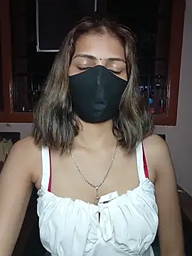 Isha Sax online show from November 24, 7:02 pm