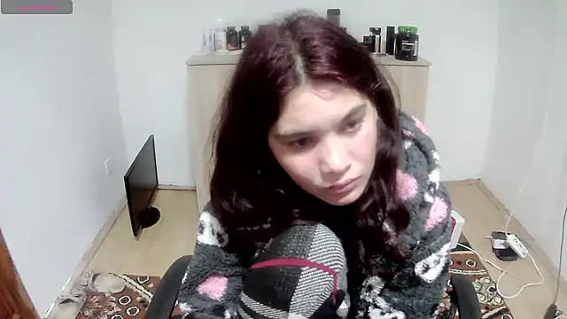 MalloryMyers online show from September 25, 5:27 pm