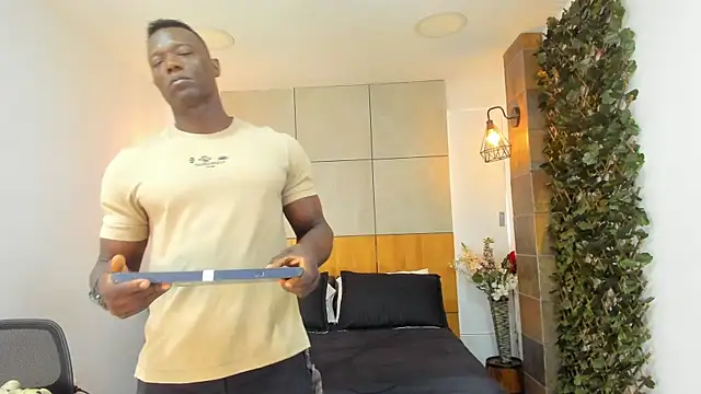 MarcusBlack  online show from January 8, 12:07 pm