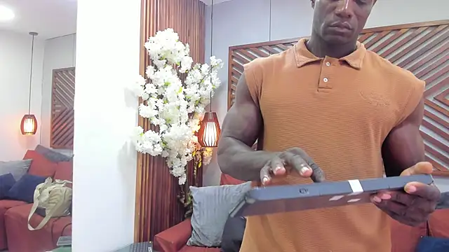 MarcusBlack  online show from January 10, 3:03 pm