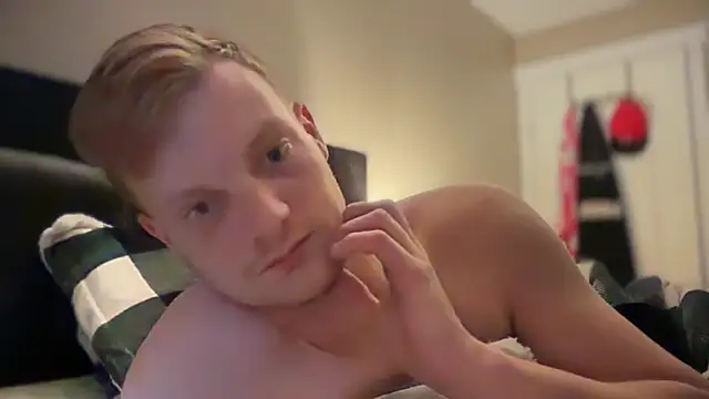 lustylyndon online show from November 21, 3:11 pm