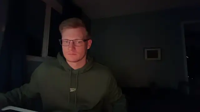lustylyndon online show from May 10, 6:18 am
