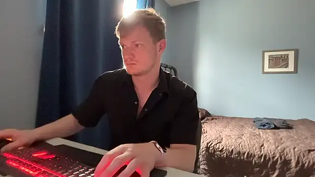 lustylyndon online show from May 10, 6:46 pm