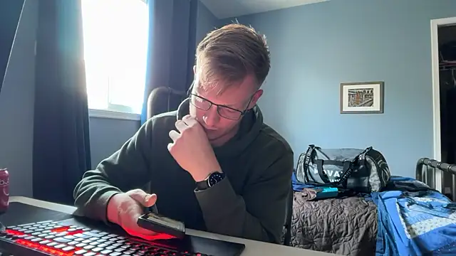 lustylyndon online show from May 24, 7:52 pm