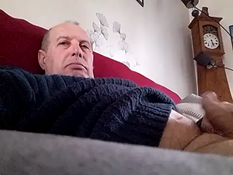 Vince072 online show from January 10, 12:40 pm