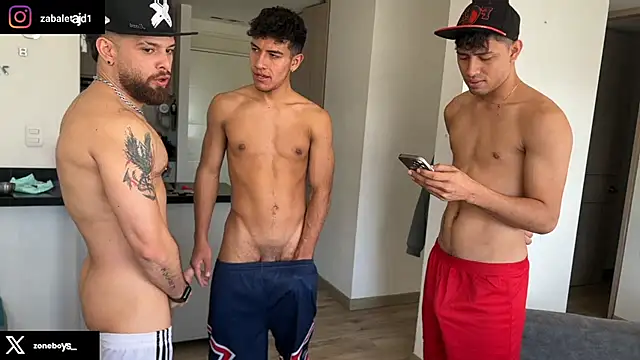 Snapshot of zoneboys chatting on April 7, 9:37 pm zoneboys online show from April 7, 9:37 pm