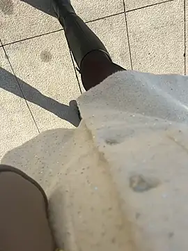 Snapshot of xiaoyuan01 chatting on November 19, 1:27 am xiaoyuan01 online show from November 19, 1:27 am