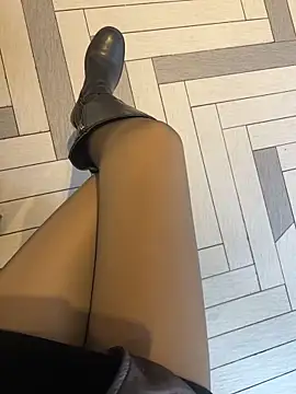 xiaoyuan01 online show from February 3, 1:59 am