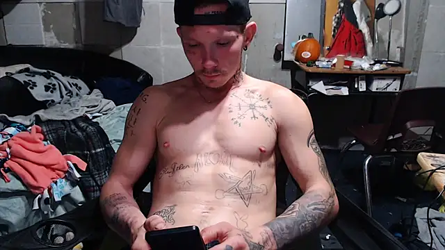 mastertrap online show from November 11, 4:01 am