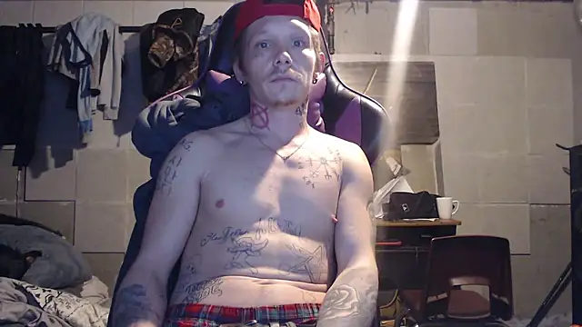 mastertrap online show from January 9, 11:50 pm