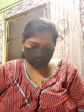 Liyaa 24 online show from July 16, 5:41 pm