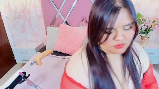 Snapshot of Dolce_pearl chatting on May 1, 2:38 am Dolce pearl online show from May 1, 2:38 am