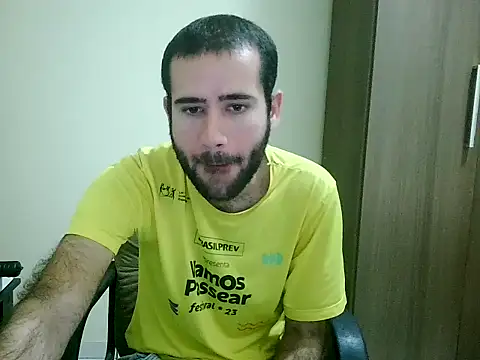 Snapshot of fthrfthr chatting on October 17, 3:42 am fthrfthr online show from October 17, 3:42 am