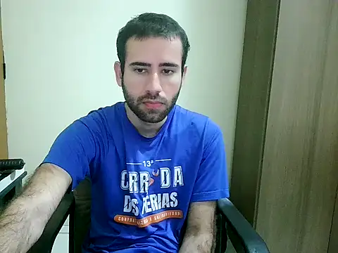 Snapshot of fthrfthr chatting on October 31, 3:07 am fthrfthr online show from October 31, 3:07 am