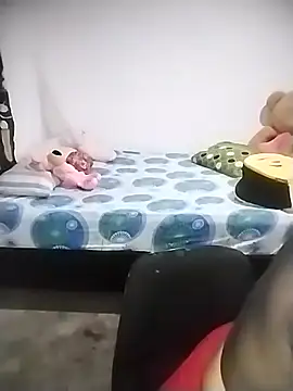 Snapshot of EbonyHorrny chatting on October 20, 12:05 pm EbonyHorrny online show from October 20, 12:05 pm