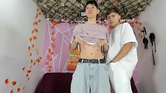 Snapshot of Bastian_boyshot77 chatting on September 25, 1:59 pm Bastian boyshot77 online show from September 25, 1:59 pm