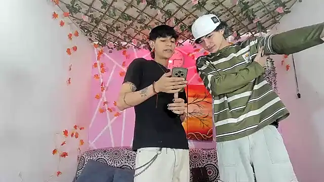 Snapshot of Bastian_boyshot77 chatting on December 14, 4:01 pm Bastian boyshot77 online show from December 14, 4:01 pm