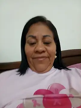 Snapshot of andrea_sweet8 chatting on November 24, 9:25 pm andrea sweet8 online show from November 24, 9:25 pm