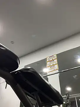 Snapshot of AxelThompson_ chatting on October 10, 1:04 am AxelThompson  online show from October 10, 1:04 am