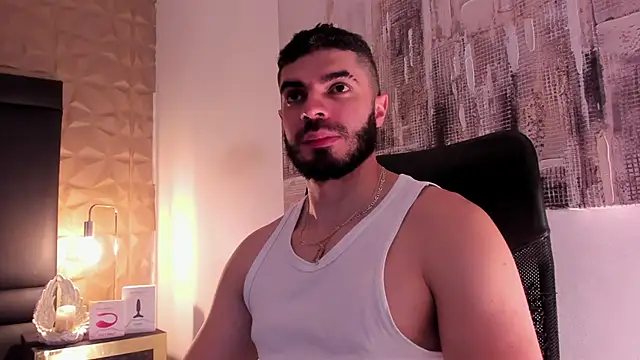 Snapshot of AxelThompson_ chatting on October 26, 1:06 pm AxelThompson  online show from October 26, 1:06 pm