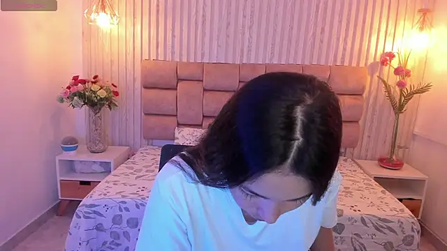 Gina25 online show from September 16, 11:11 am