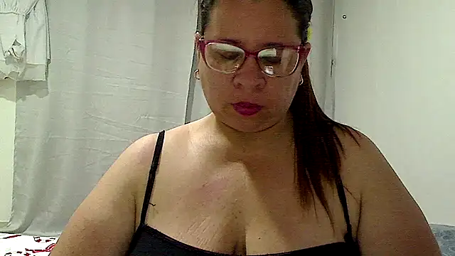 luciana69hot online show from March 16, 5:06 pm