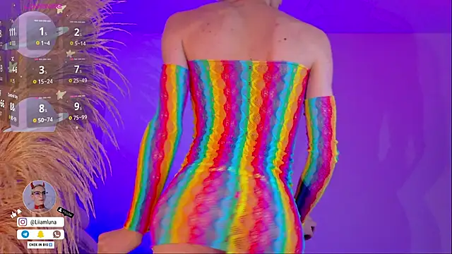 liiamluna  online show from February 18, 11:17 am